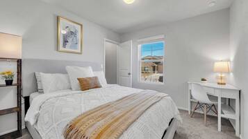 House (4 Bedrooms) | 4 bedrooms, desk, iron/ironing board, bed sheets