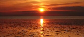 Quackers- Seaside Village - Pet Friendly - Parking