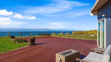 House (3 Bedrooms) | Terrace/patio