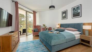 Bügeleisen/Bügelbrett, Reisekinderbett, kostenloses WLAN, Bettwäsche