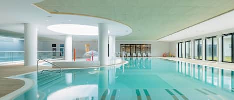 Piscine couverte