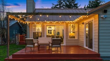Front of property – evening/night