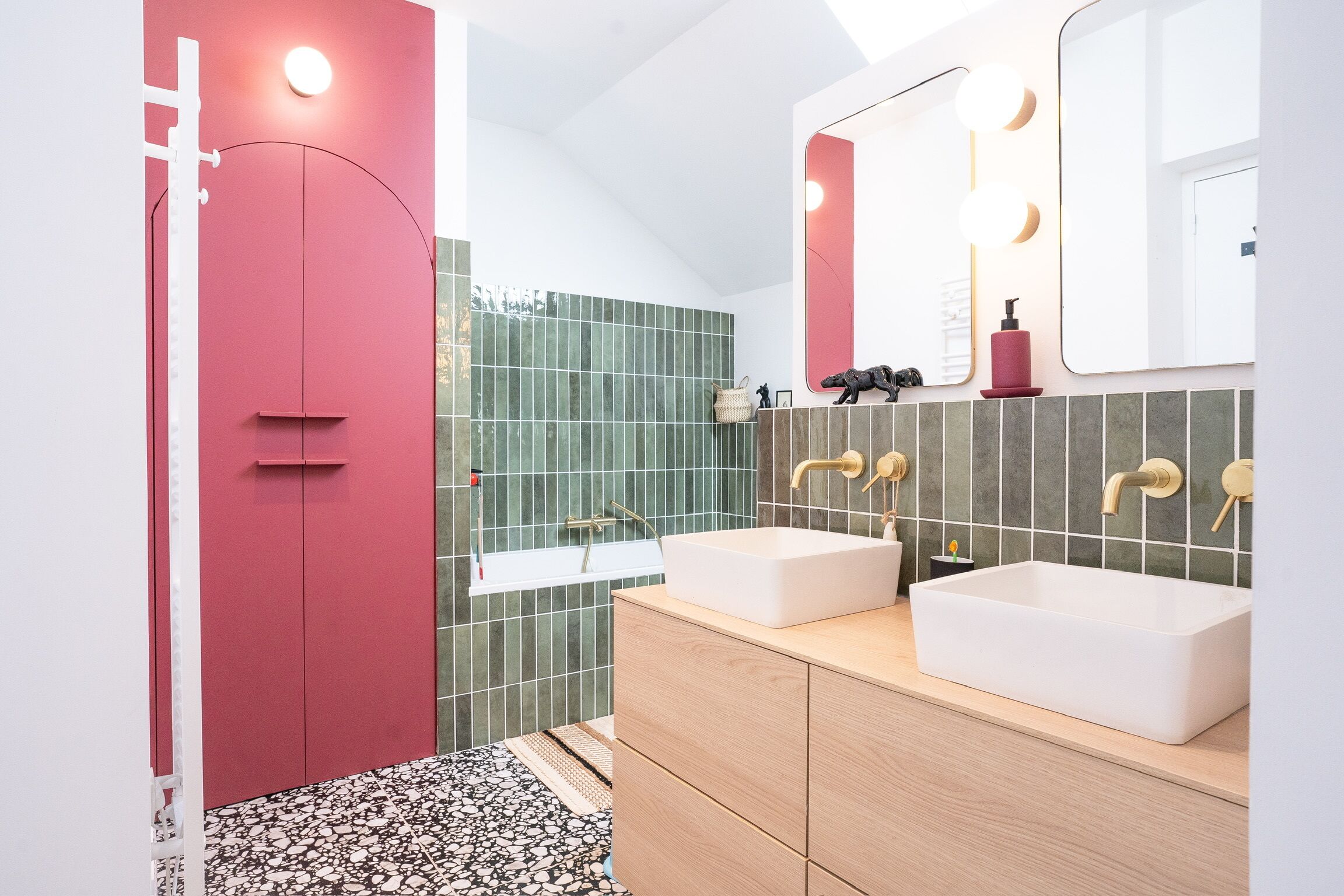 Hair dryer, towels, toilet paper