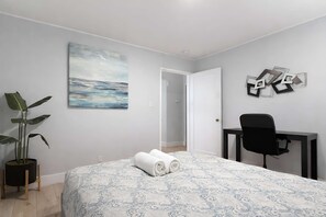 House (2 Bedrooms) | 3 bedrooms, desk, laptop workspace, iron/ironing board - @ Marbella Lane - Spacious 2BR Home Near Westgate (San Jose)