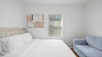4 habitaciones, escritorio, wifi y ropa de cama