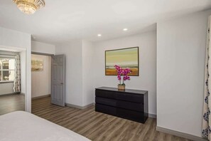 單棟房屋 (4 Bedrooms) | 內部