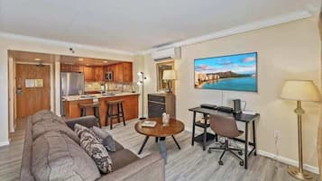 Apartment, Marina View (1 Bedroom) | Living area