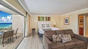 Apartment, Marina View (1 Bedroom) | 1 bedroom, desk, laptop workspace, bed sheets