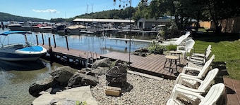 Cozy 1-Bedroom Cottage Meredith shared beach with AC