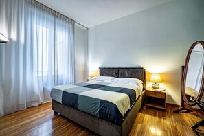 2 Schlafzimmer, Bügeleisen/Bügelbrett, WLAN, Bettwäsche