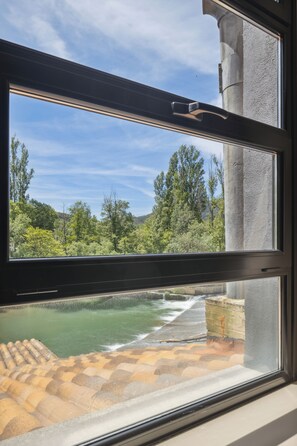 In-room safe, free WiFi - Hotel Ureder (Estella)