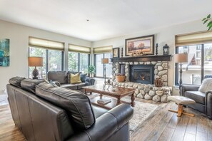 Smart-tv, pejs, bordfodbold