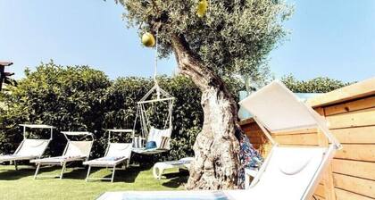 Villa in residence with swimming pool. Relaxation and comfort 5 minutes' drive from the sea