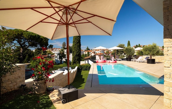 Una piscina climatizada