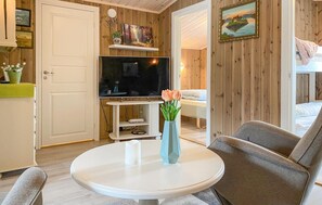 4 habitaciones, tabla de planchar con plancha y wifi gratis 