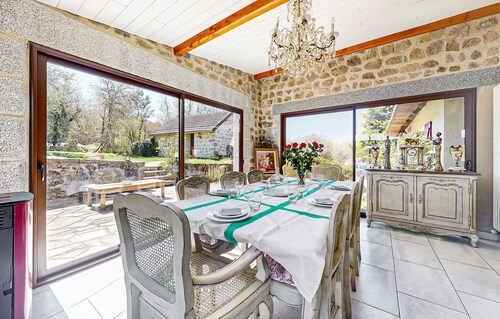 Awesome home in Saint-Oradoux-de-Chiro