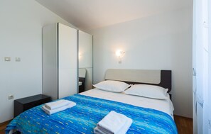 2 habitaciones, cuna de viaje y wifi gratis 