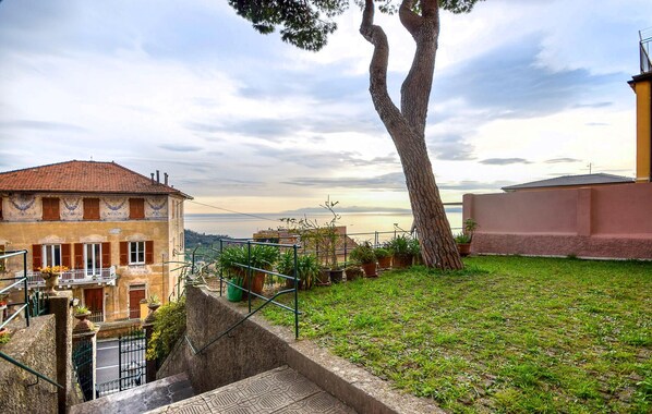 Property grounds - Stunning apartment in Camogli with WiFi (Camogli)