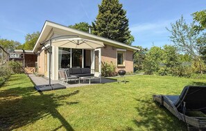 Terrace/patio - Cozy home in Putten with WiFi (Putten)
