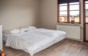 3 chambres, lit de bébé portatif, accès au Wi-Fi (inclus)