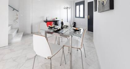 Stunning home in Aznalcazar with WiFi