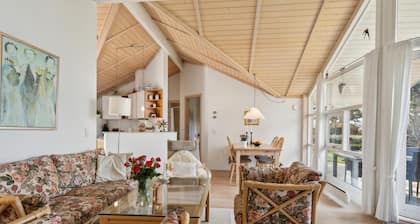 2 bedroom stunning home in Knebel