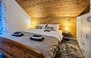 3 slaapkamers, een strijkplank/strijkijzer, gratis wifi