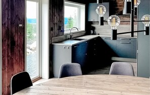 Fridge, microwave, dishwasher, coffee/tea maker
