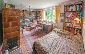 2 bedrooms, travel crib, free WiFi - 2 bedroom gorgeous home in Stechlin (Stechlin)