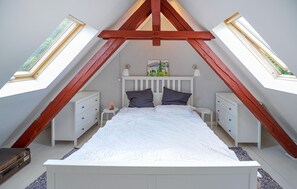 2 Schlafzimmer, Reisekinderbett, kostenloses WLAN, Bettwäsche