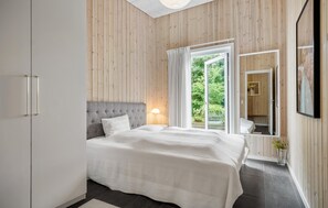5 habitaciones, cuna de viaje y wifi gratis 