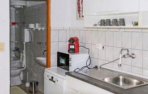 Douche, séchoir à cheveux