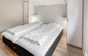 3 chambres, lit de bébé portatif, accès au Wi-Fi (inclus)