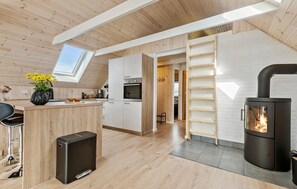 Fridge, dishwasher, coffee/tea maker