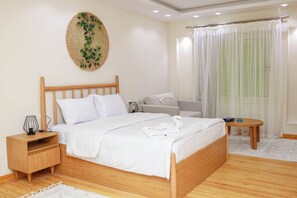 Free WiFi, bed sheets - Settle Inn Al Rehab City A (New Cairo)