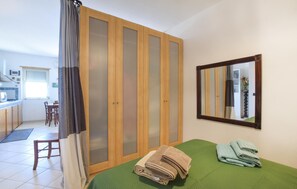 1 slaapkamer, reisbedje