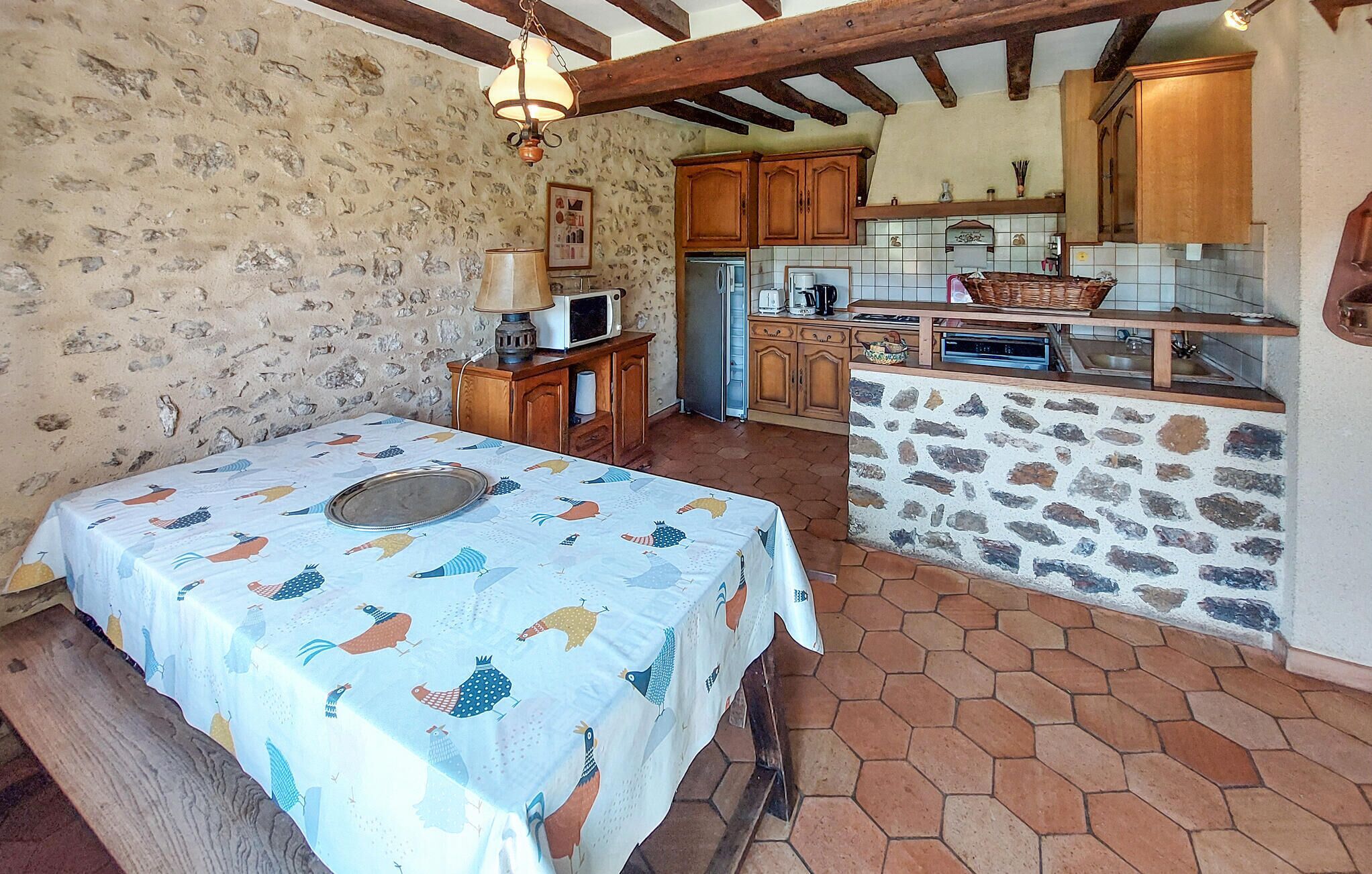 Frigorifero, forno, piano cottura, lavastoviglie