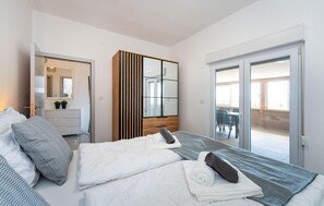 3 sovrum, strykjärn/strykbräda, resesäng och gratis wi-fi