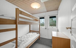 2 bedrooms, free WiFi