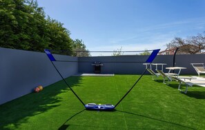 Property grounds - Gorgeous home in Valbandon (Valbandon)