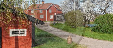 Enceinte de lâhĂ©bergement