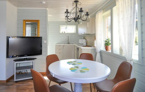 2 bEdroom gorgeous home in Ed