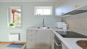 Réfrigérateur, plaque de cuisson, cafetiÚre/bouilloire