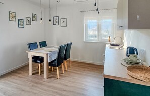 Dining - Amazing home in Gietrzwald with WiFi (Gietrzwald)