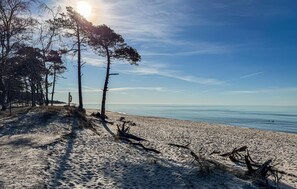 Beach - Awesome home in Nexø with sauna (Nexø)