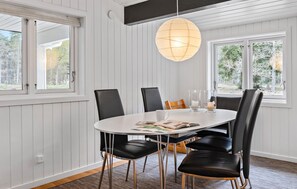 Dining - Awesome home in Nexø with sauna (Nexø)