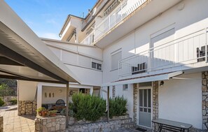 Terrace/patio - Awesome apartment in Pirovac with WiFi (Pirovac)