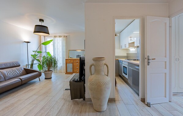 Interior - Cozy home in Clapiers with WiFi (Clapiers)