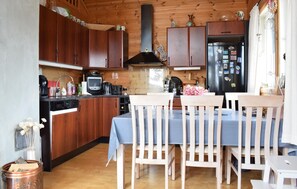 Kühlschrank, Ofen, Herdplatte, Geschirrspüler