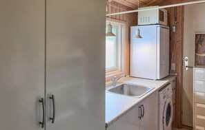 Refrigerador, placa de cocina, lavavajillas, cafetera/tetera